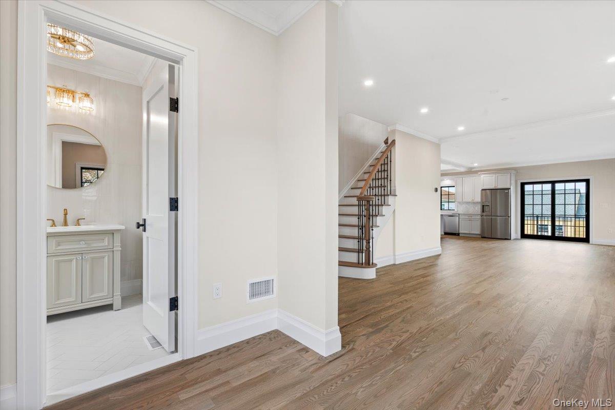 #15 photo, 93 Park Avenue, West Harrison , NY 10604