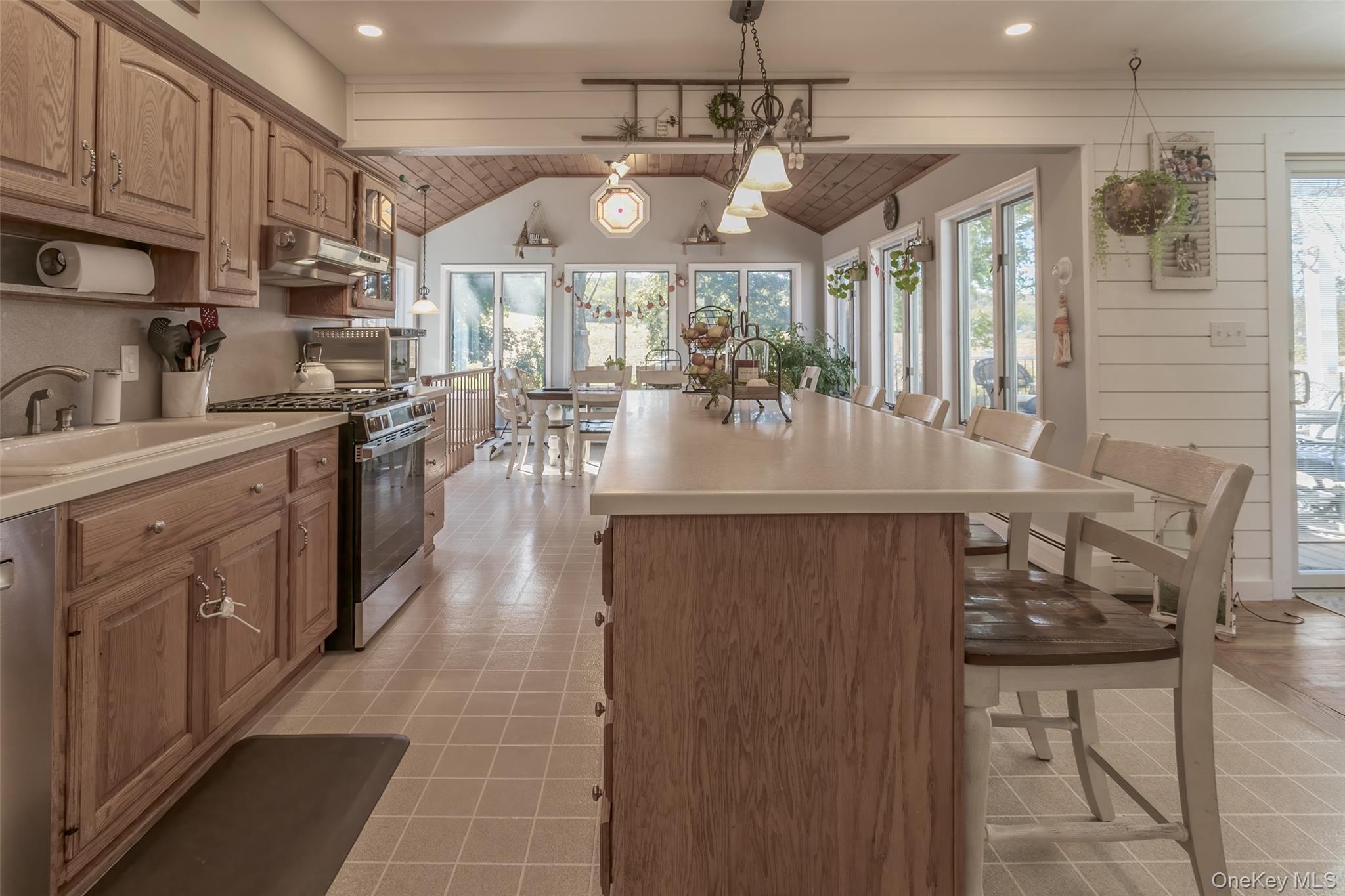 #12 photo, 7 Barrett Circle, Warwick , NY 10990