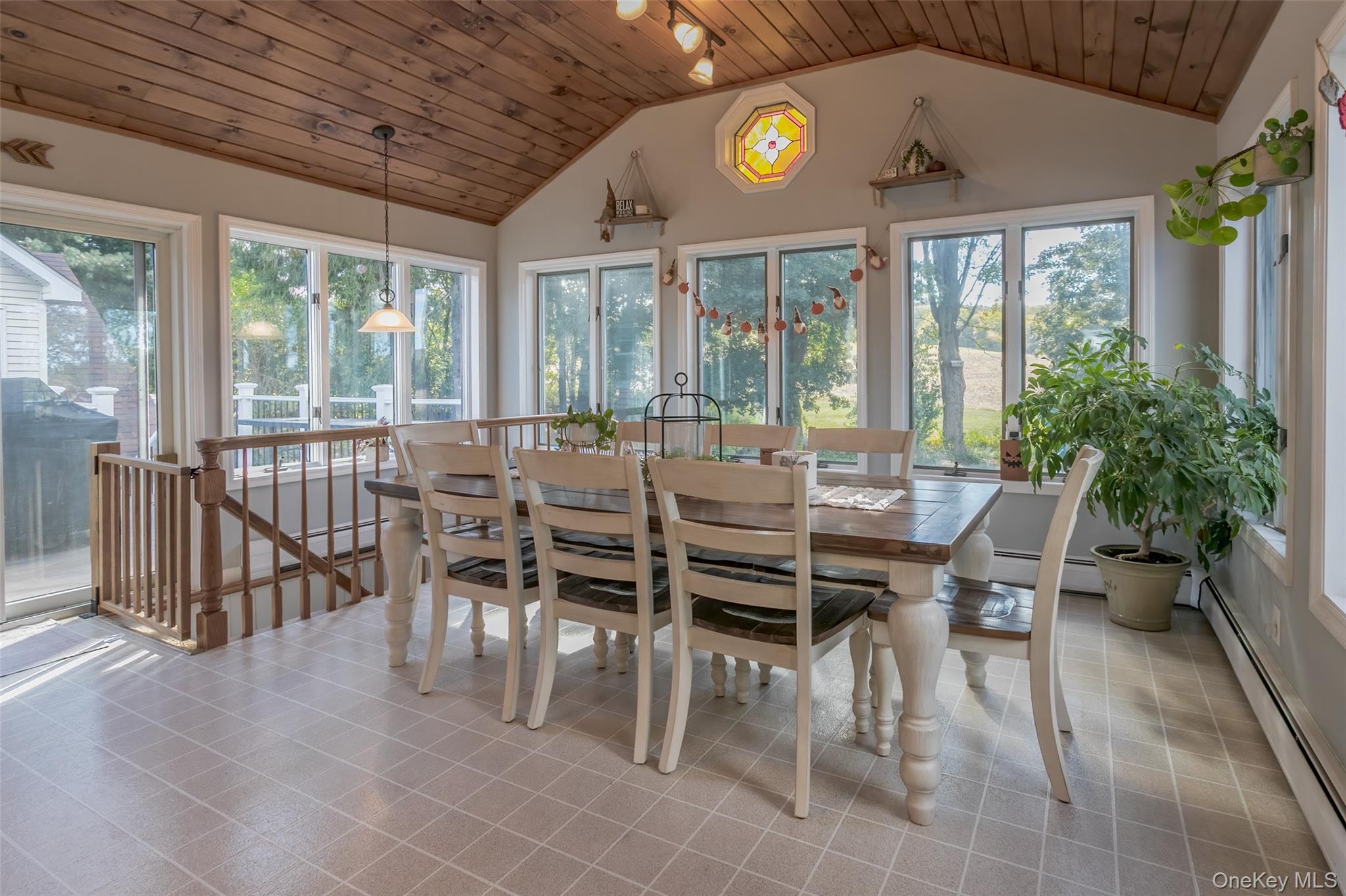 #14 photo, 7 Barrett Circle, Warwick , NY 10990