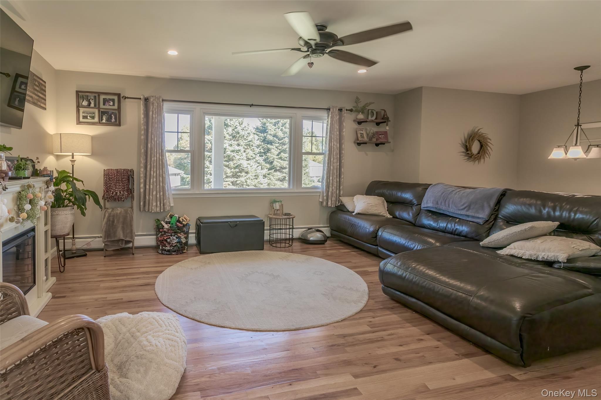 #8 photo, 7 Barrett Circle, Warwick , NY 10990