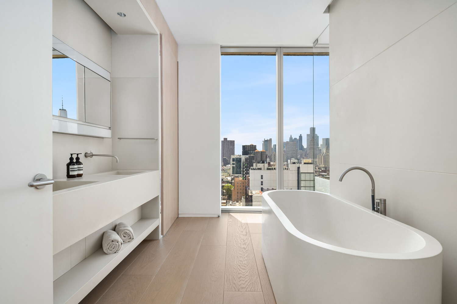 #16 photo, 215 CHRYSTIE Street, マンハッタン Lower East Side , NY 10002