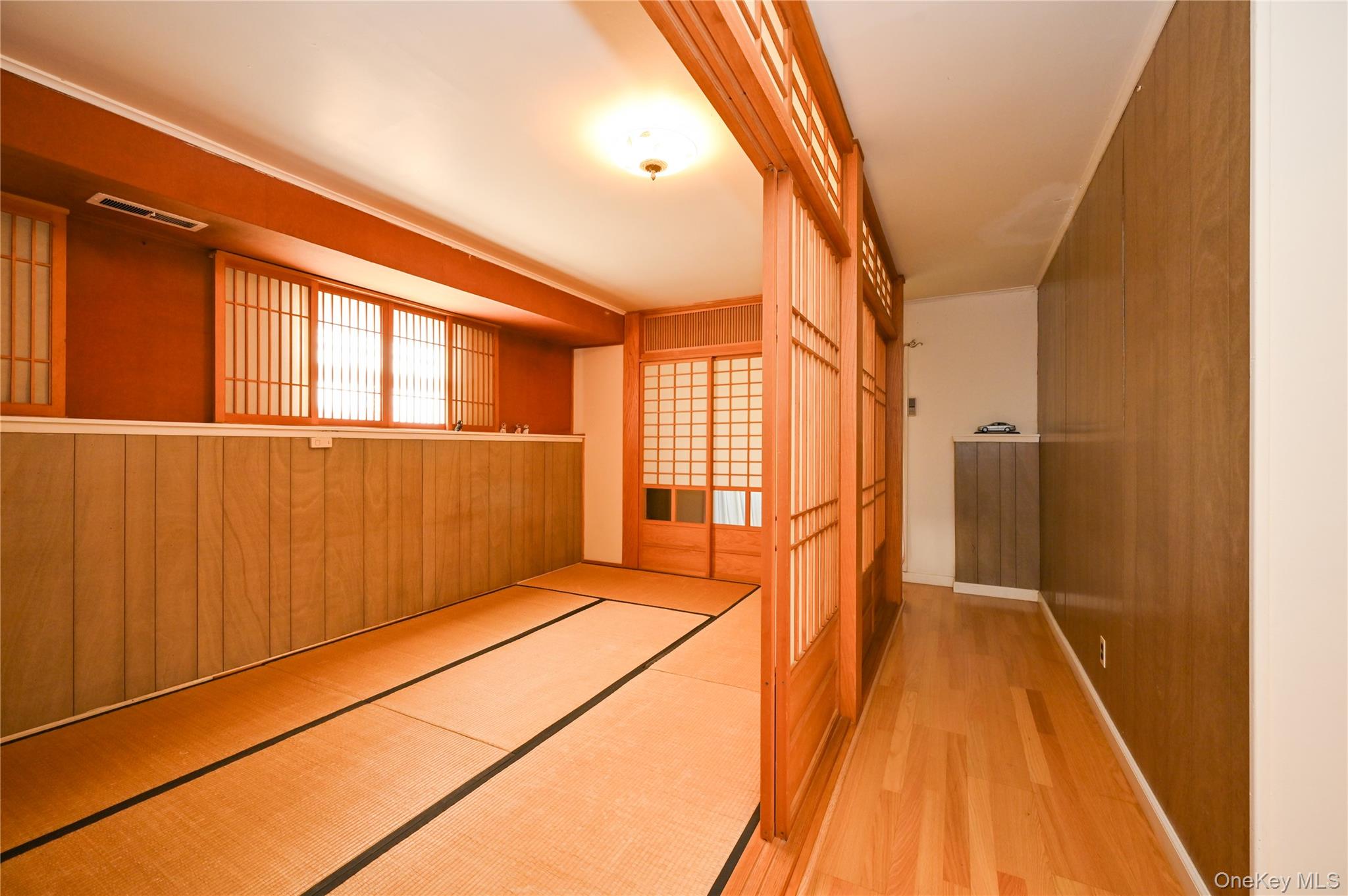 #13 photo, 2830 210th Street, Bayside , NY 11360