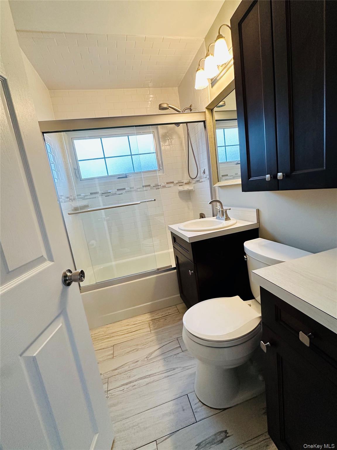 #14 photo, 86 Shepherd Lane, ナッソー郡 Levittown , NY 11756