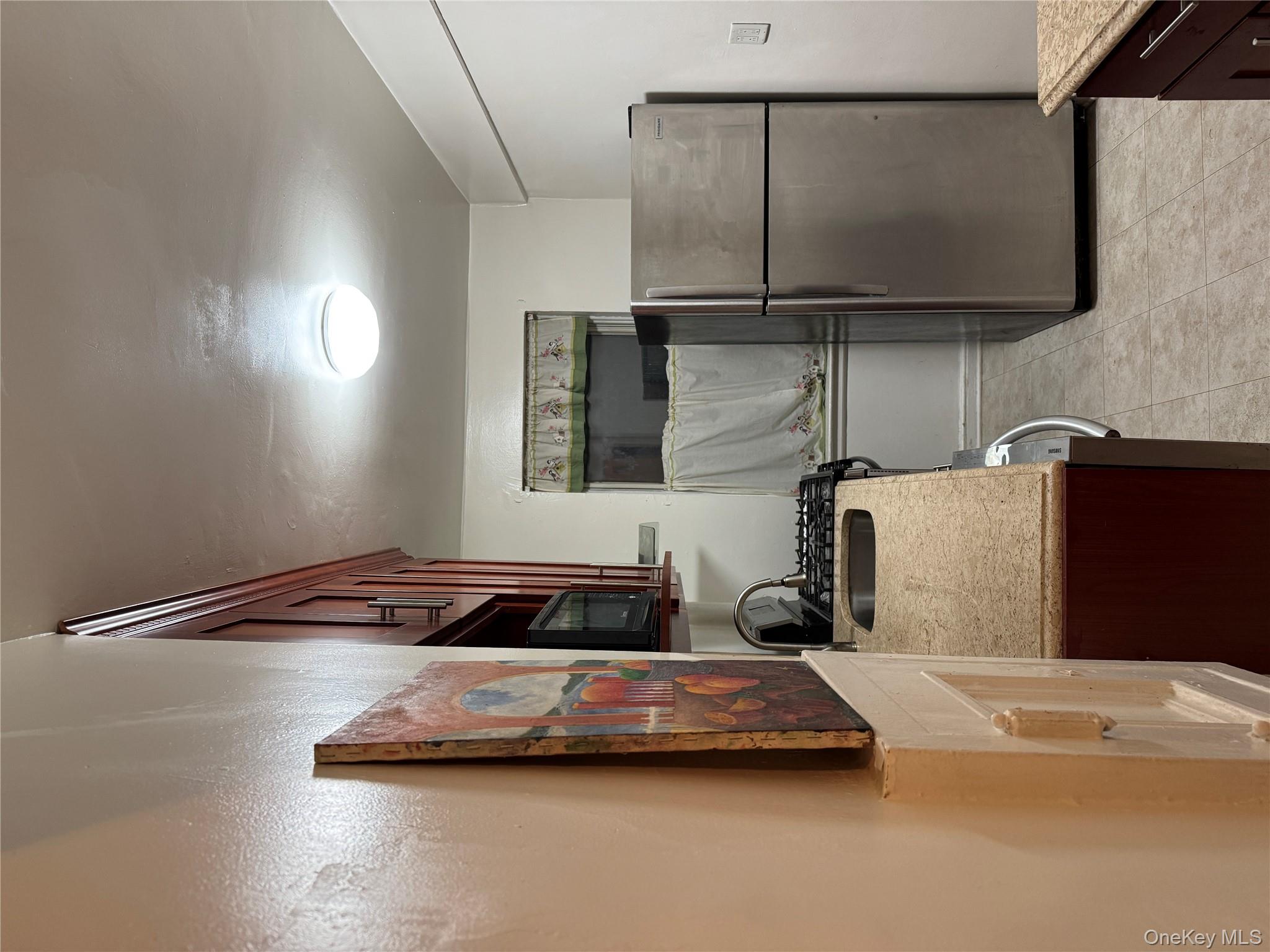 #17 photo, 141-17 78 Rd, クイーンズ区 Kew Garden Hills , NY 11367