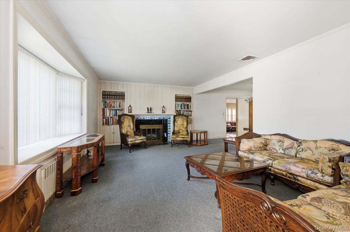 #2 photo, 1620 Blenheim Road, ナッソー郡 Rockville Centre , NY 11570