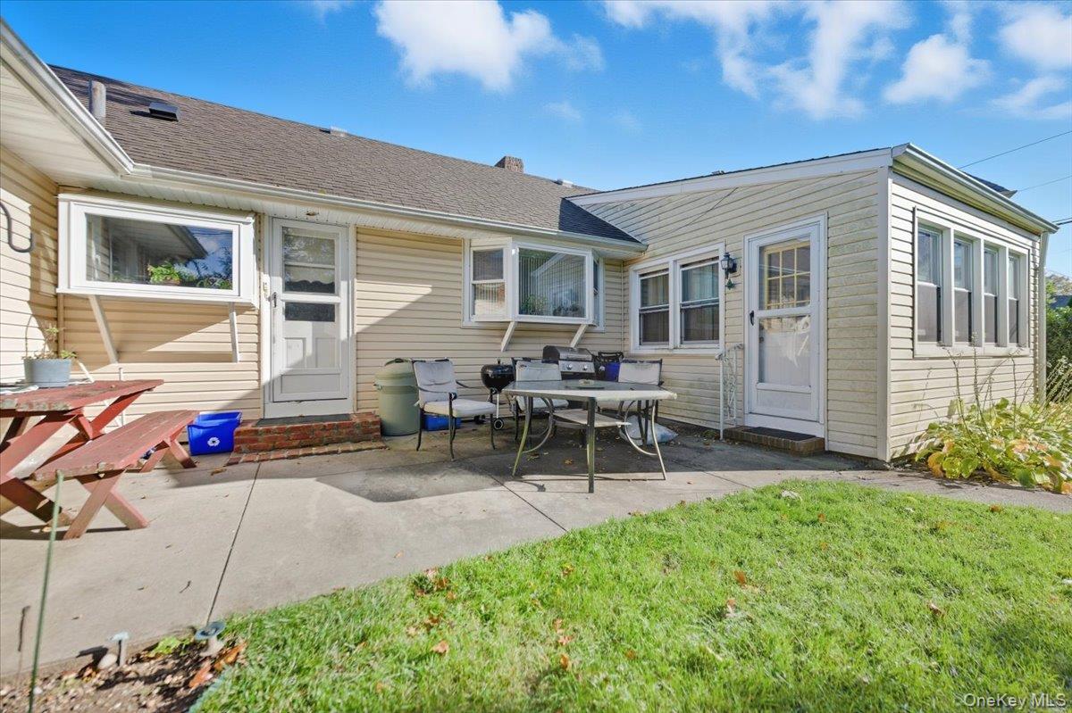 #20 photo, 1620 Blenheim Road, ナッソー郡 Rockville Centre , NY 11570