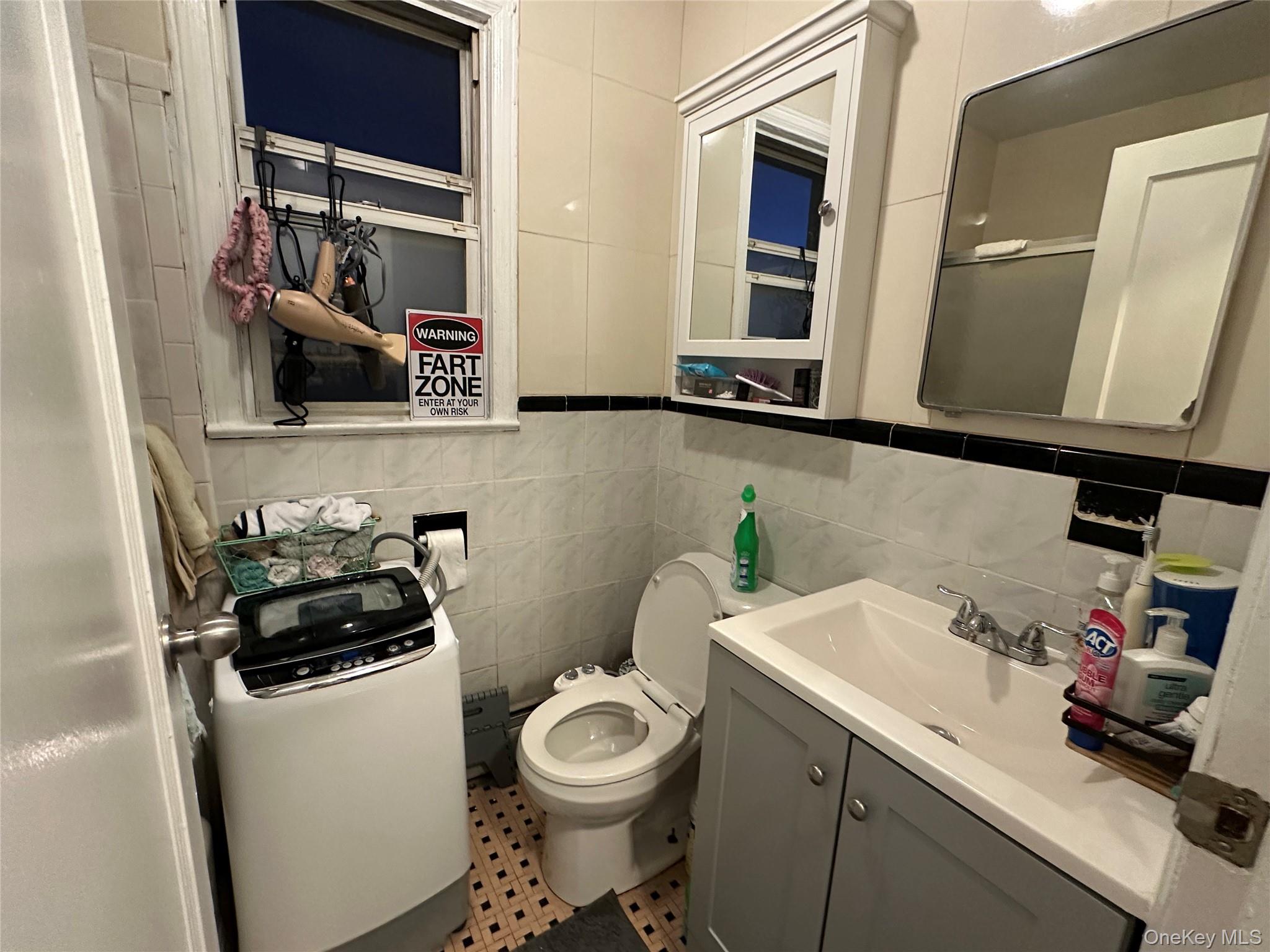 #14 photo, 6-20 127th Street, クイーンズ区 College Point , NY 11356