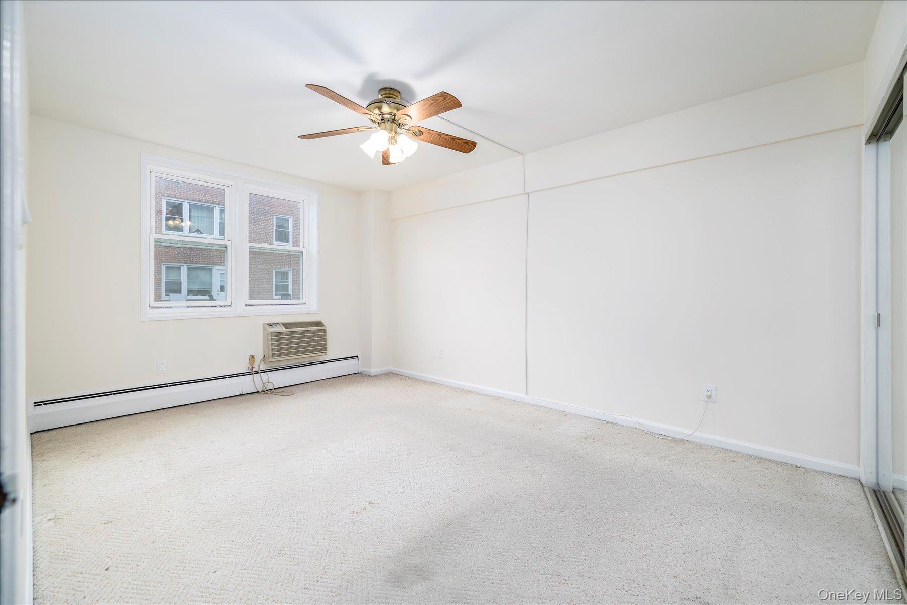 #13 photo, 280 Atlantic Avenue, ナッソー郡 East Rockaway , NY 11518