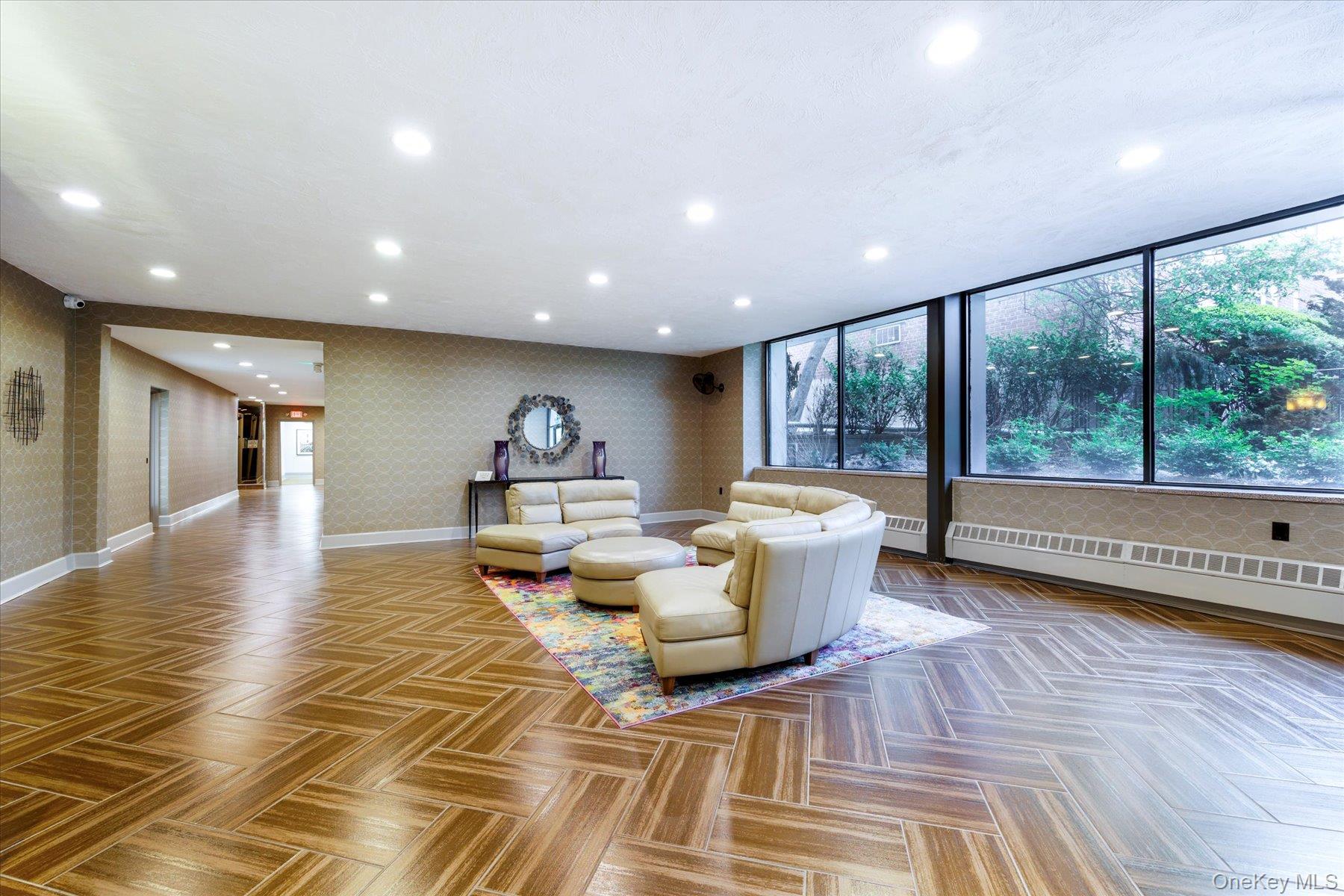 #4 photo, 280 Atlantic Avenue, ナッソー郡 East Rockaway , NY 11518