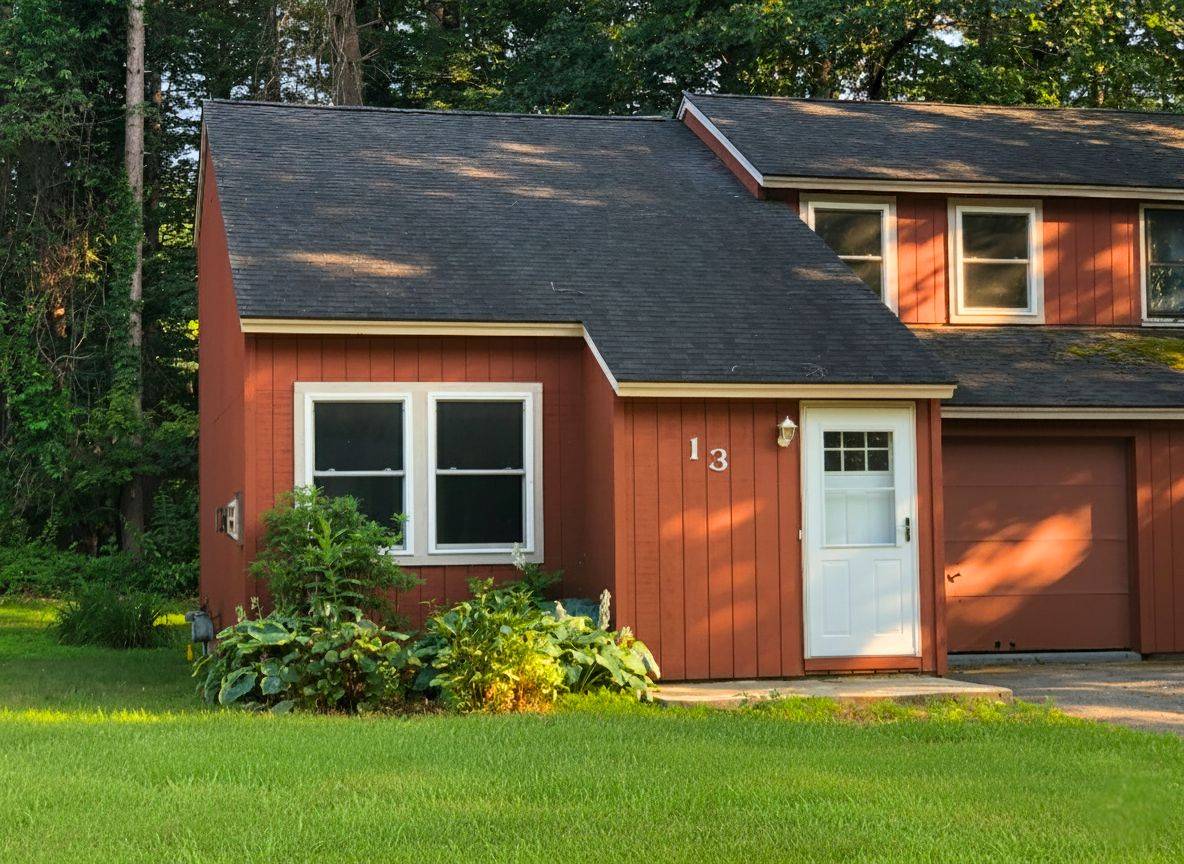 #2 photo, 13 Wake Robin Rd, Malta , NY 12020