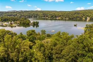 #4 photo, 5 Cross Road, Putnam Valley , NY 10579