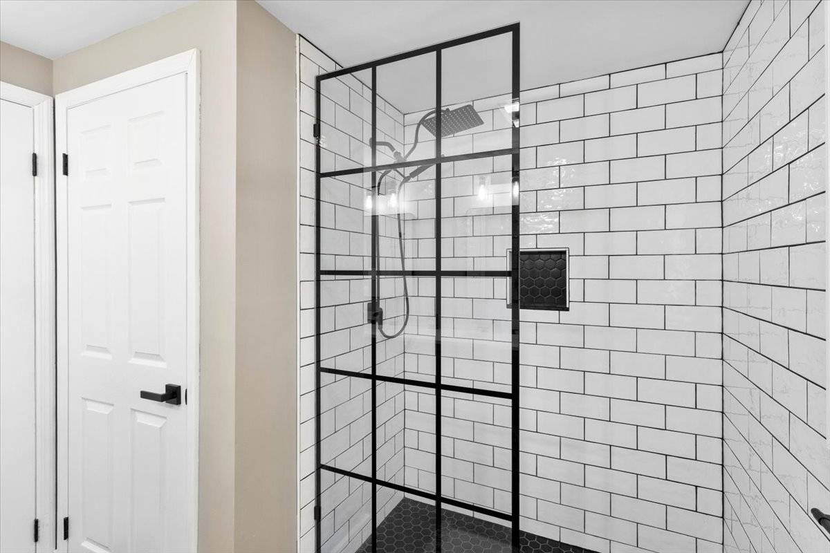 #20 photo, 11 Mountain View Way, Hoosick Falls , NY 12090