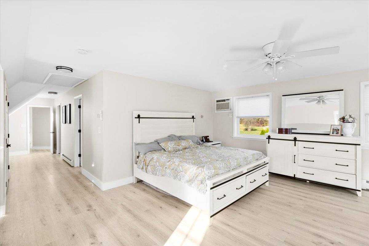 #28 photo, 11 Mountain View Way, Hoosick Falls , NY 12090