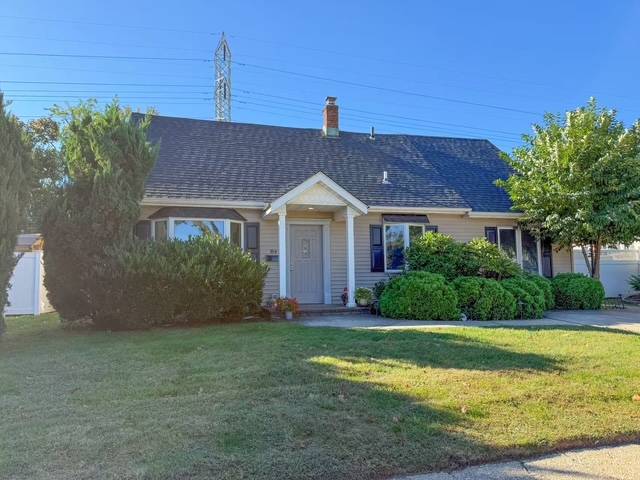 #1 photo, 84 Cornflower Rd, Levittown , NY 11756