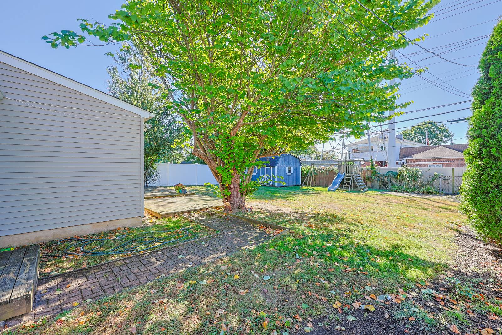 #17 photo, 84 Cornflower Rd, Levittown , NY 11756