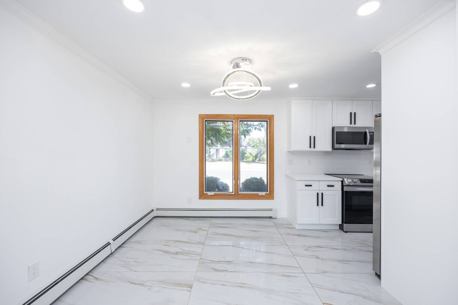 #6 photo, 84 Cornflower Rd, Levittown , NY 11756