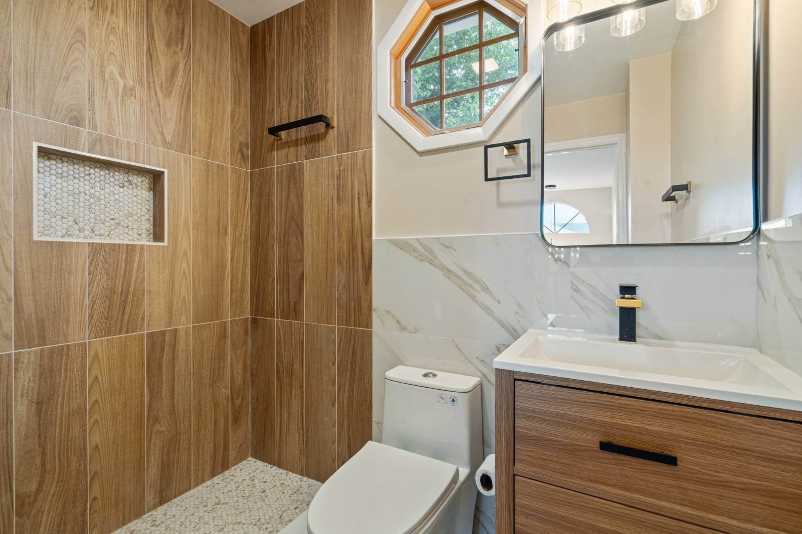 #23 photo, 6 Doe Path, サフォーク郡 Coram , NY 11727