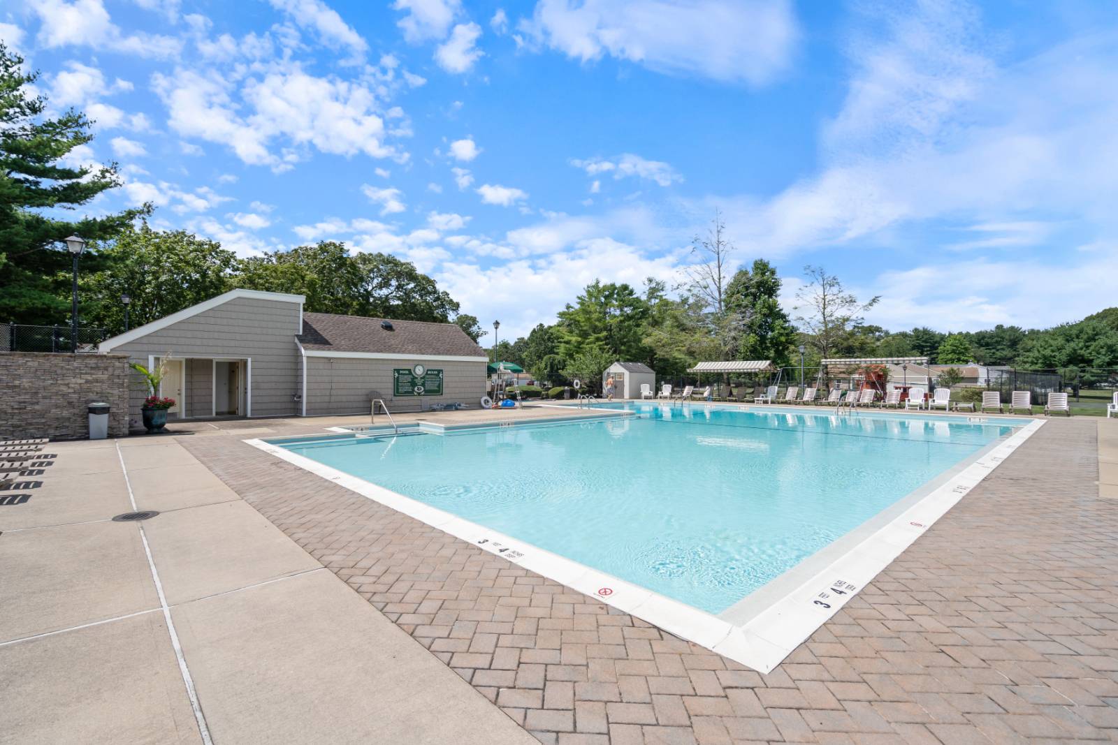 #38 photo, 6 Doe Path, サフォーク郡 Coram , NY 11727