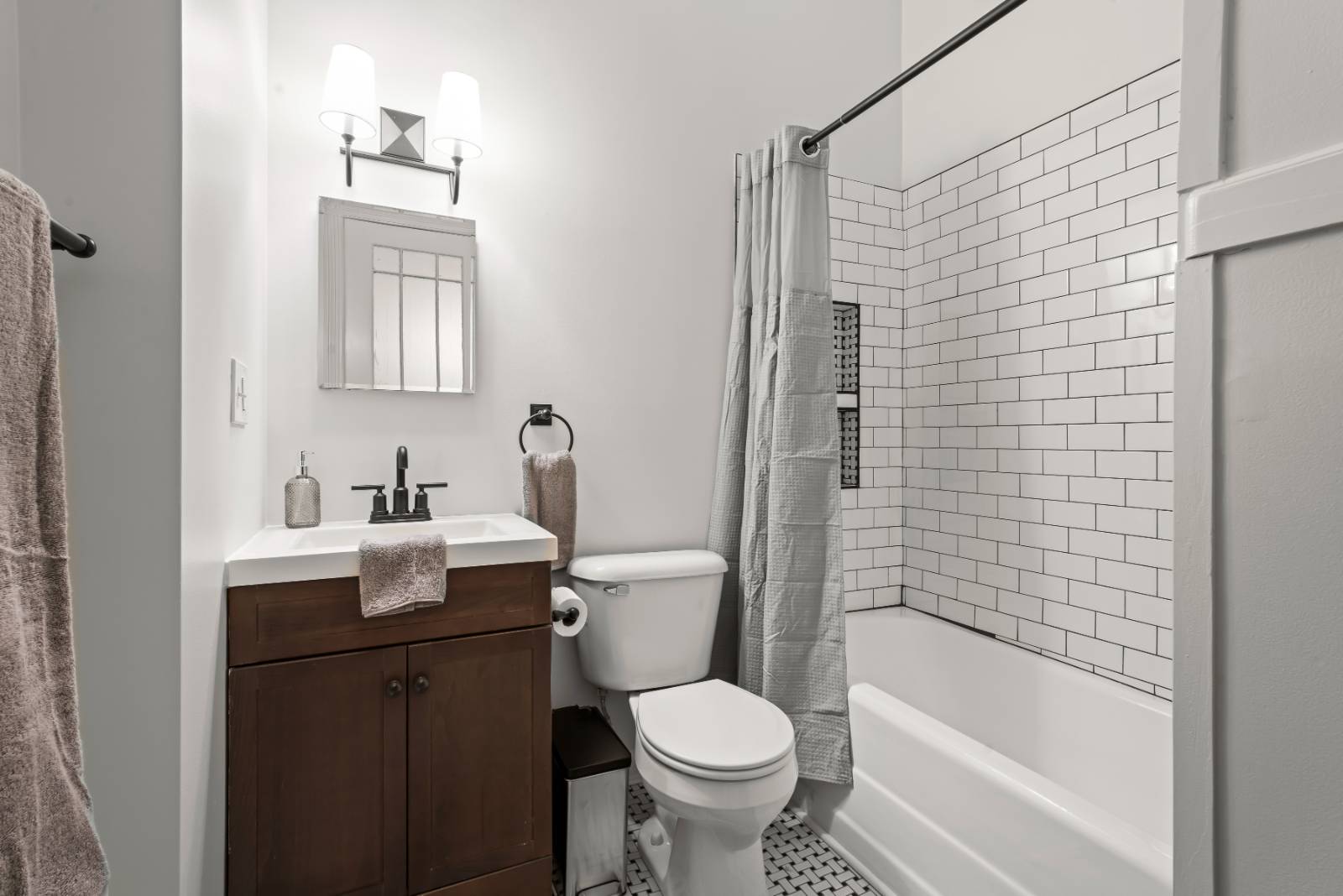 #17 photo, 107 Union Avenue, #1, Saratoga Springs , NY 12866