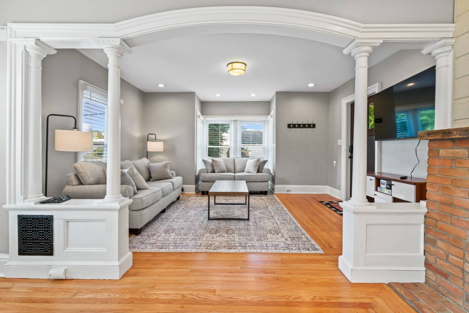 #1 photo, 22 Lincoln Ave, #1, Saratoga Springs , NY 12866