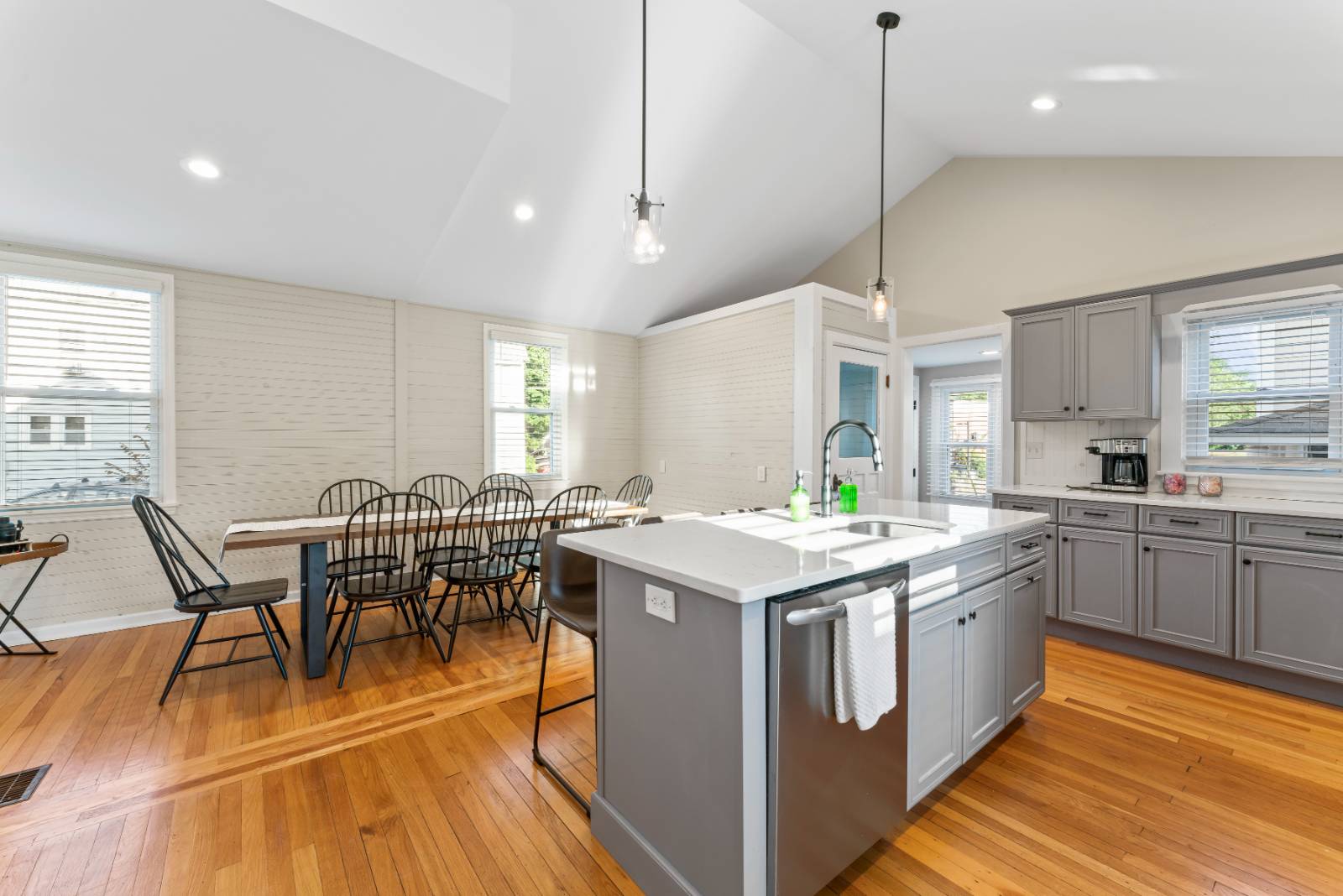 #15 photo, 22 Lincoln Ave, #1, Saratoga Springs , NY 12866