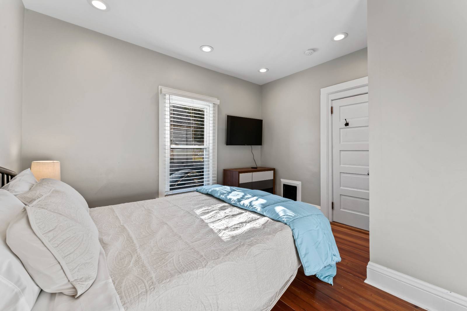 #4 photo, 22 Lincoln Ave, #1, Saratoga Springs , NY 12866