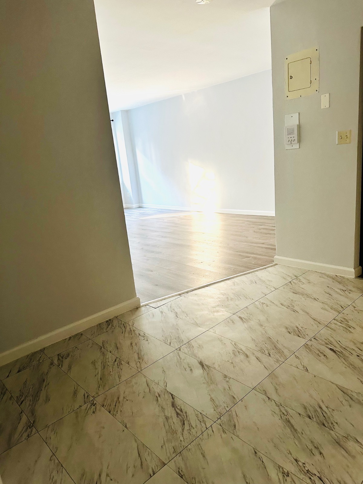 #4 photo, 210 Atlantic Ave, #B1H, ナッソー郡 Lynbrook , NY 11563