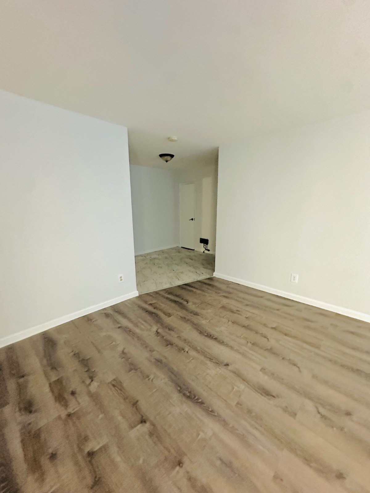 #6 photo, 210 Atlantic Ave, #B1H, ナッソー郡 Lynbrook , NY 11563