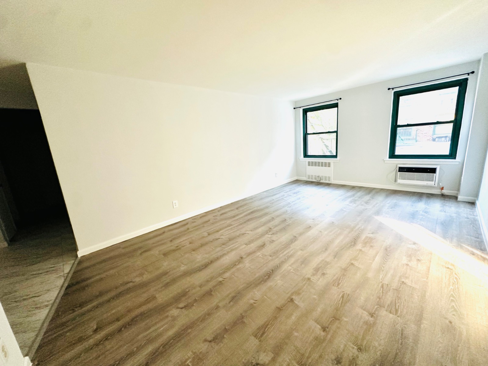 #7 photo, 210 Atlantic Ave, #B1H, ナッソー郡 Lynbrook , NY 11563