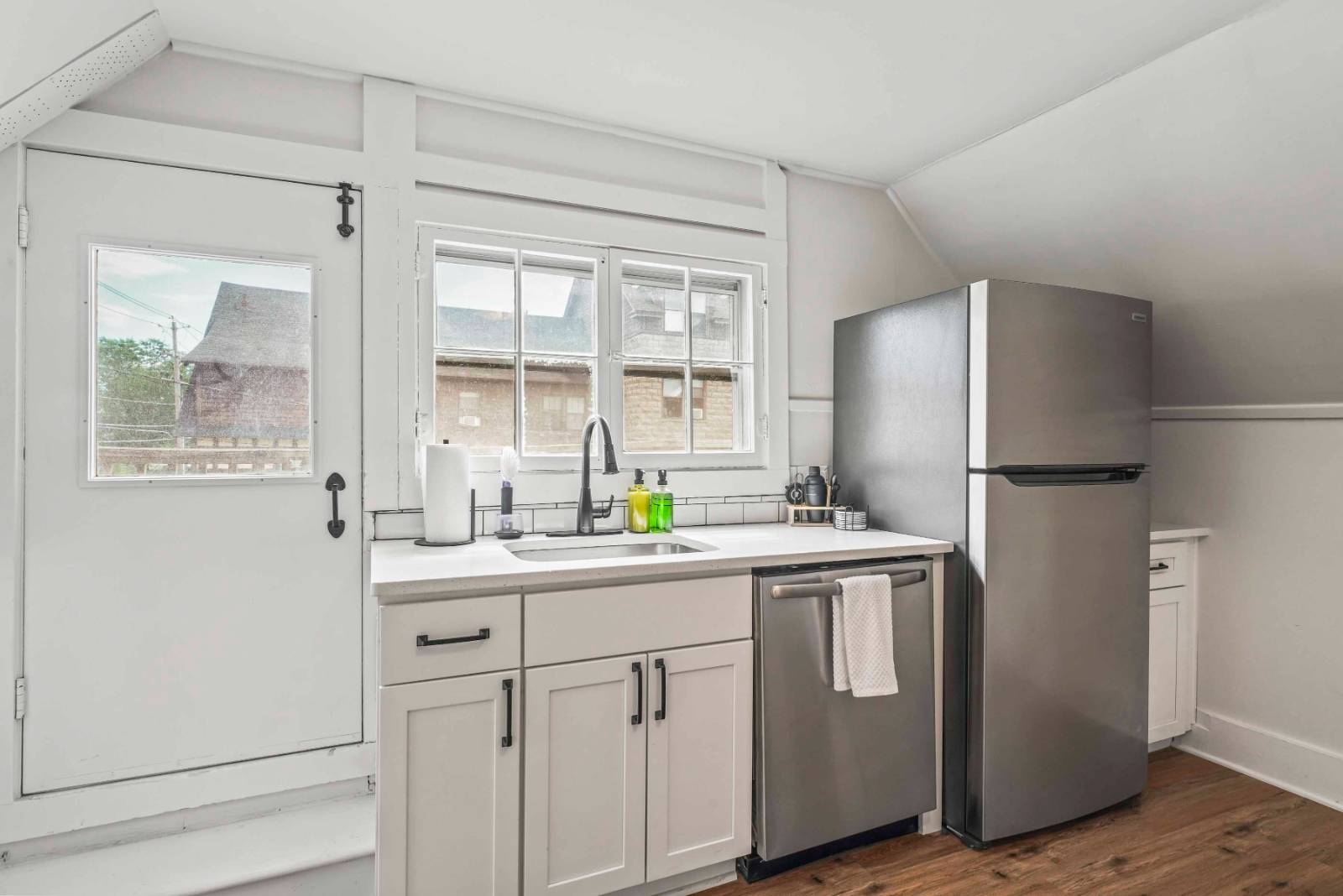 #11 photo, 40 George Street, Saratoga Springs , NY 12866