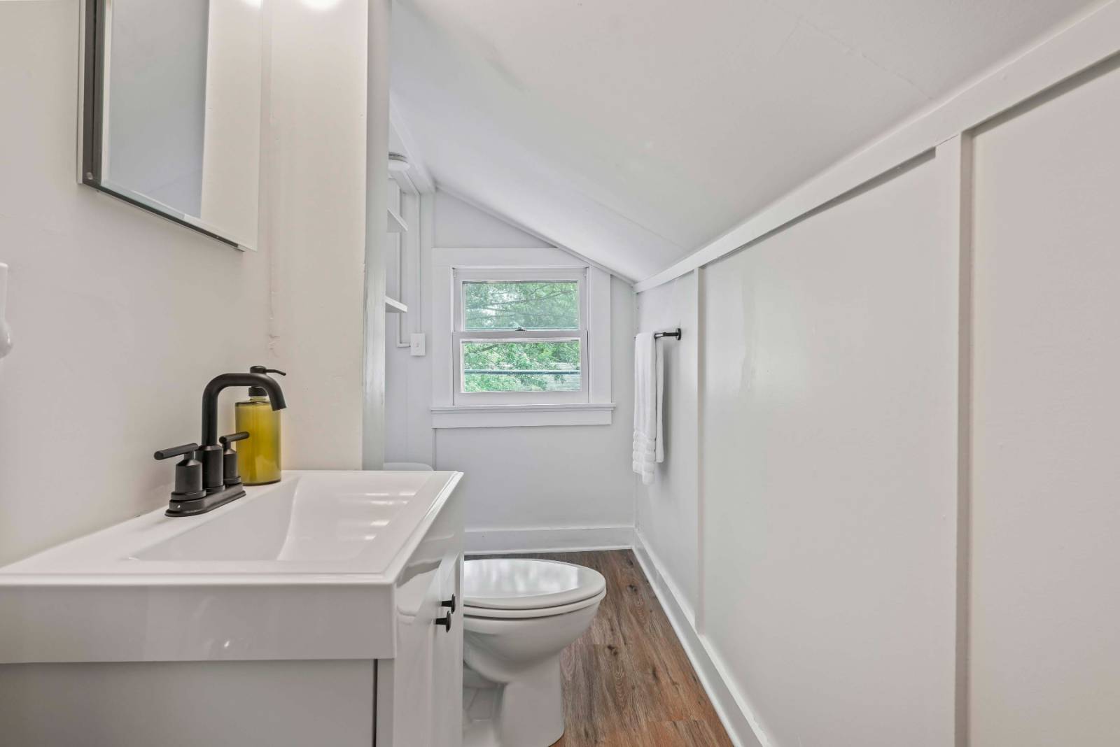 #16 photo, 40 George Street, Saratoga Springs , NY 12866