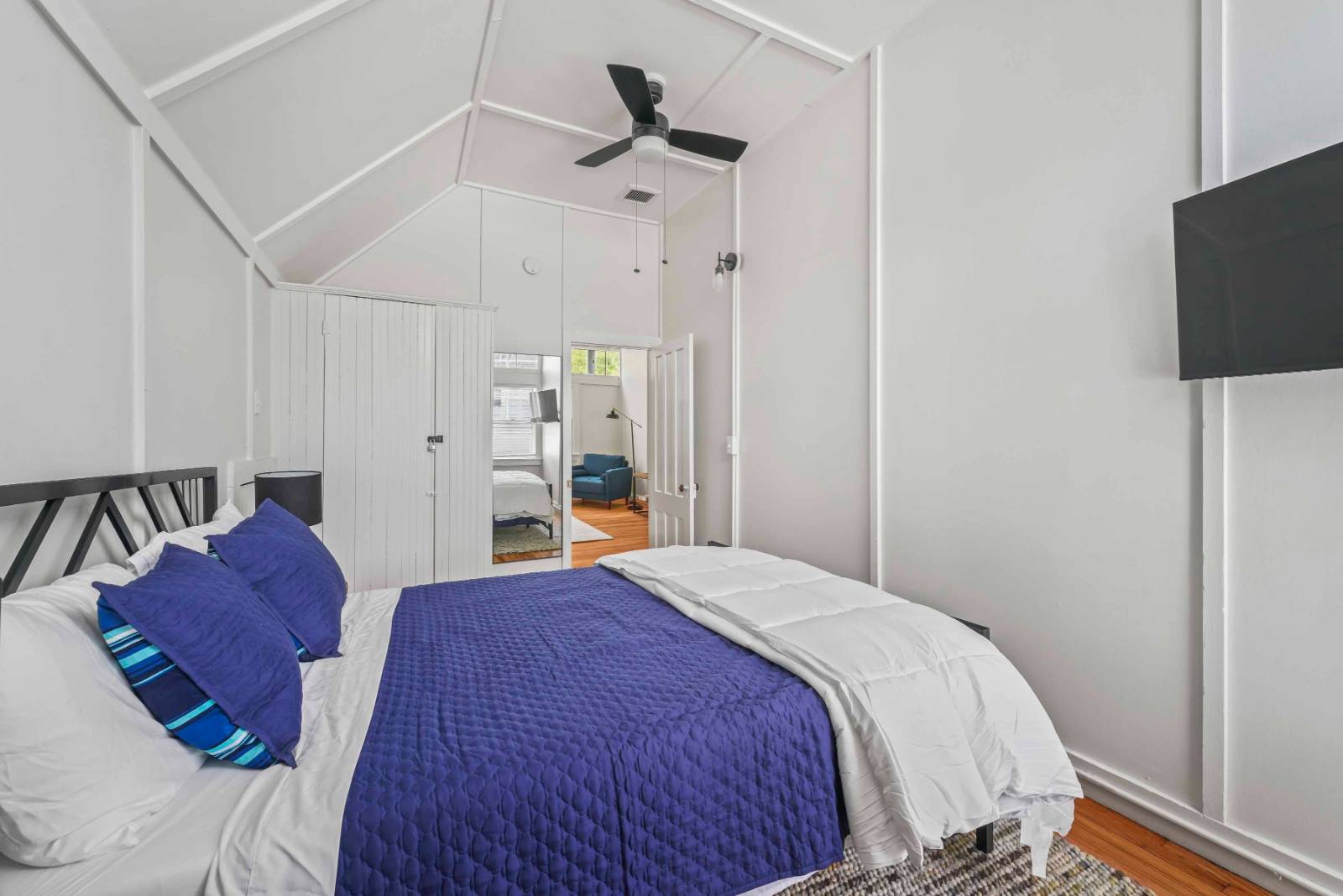 #6 photo, 40 George Street, Saratoga Springs , NY 12866