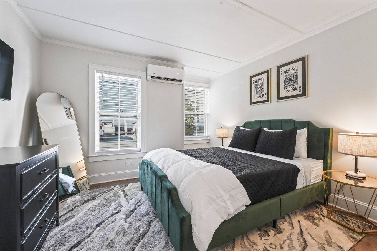 #1 photo, 42 George Street, Saratoga Springs , NY 12866