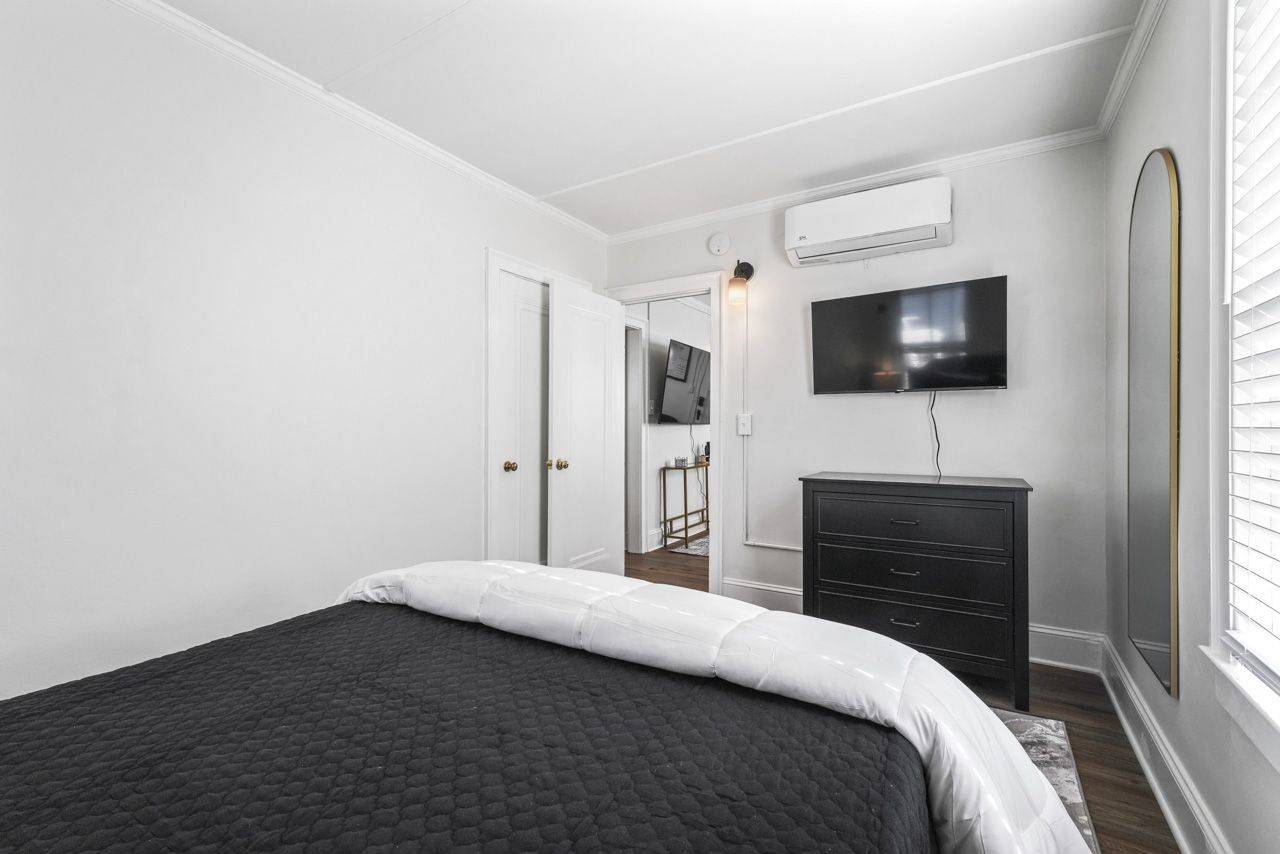 #11 photo, 42 George Street, Saratoga Springs , NY 12866