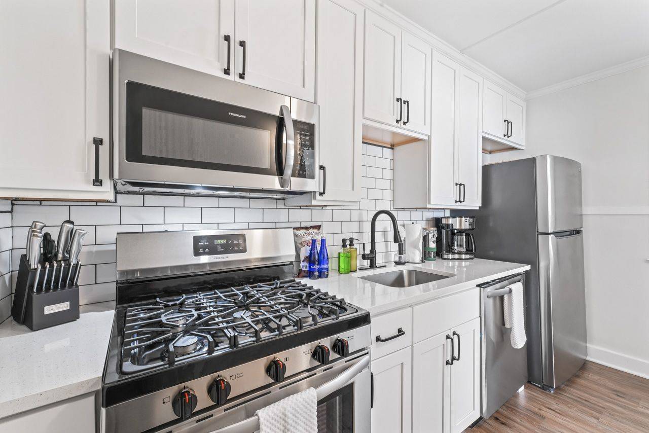 #3 photo, 42 George Street, Saratoga Springs , NY 12866