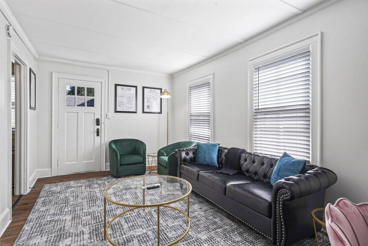 #8 photo, 42 George Street, Saratoga Springs , NY 12866