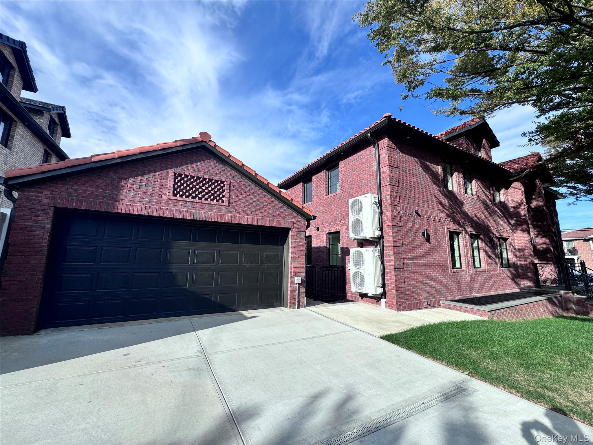 #4 photo, 38-40 215th Street, Bayside , NY 11361