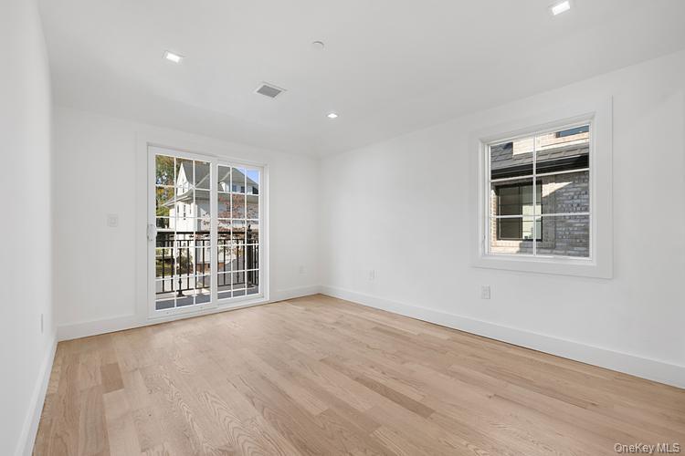 #8 photo, 214-35 39th Avenue, Bayside , NY 11361