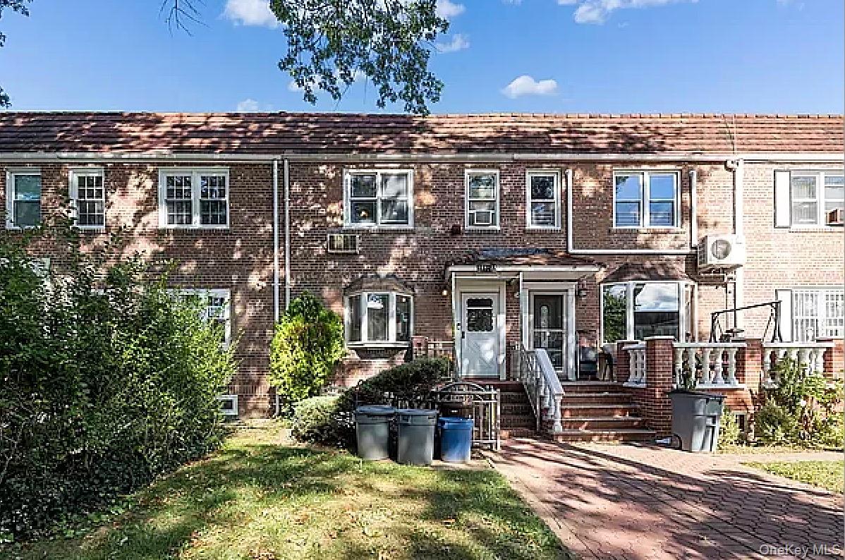 #1 photo, 144-23 68th Drive, クイーンズ区 Flushing , NY 11367