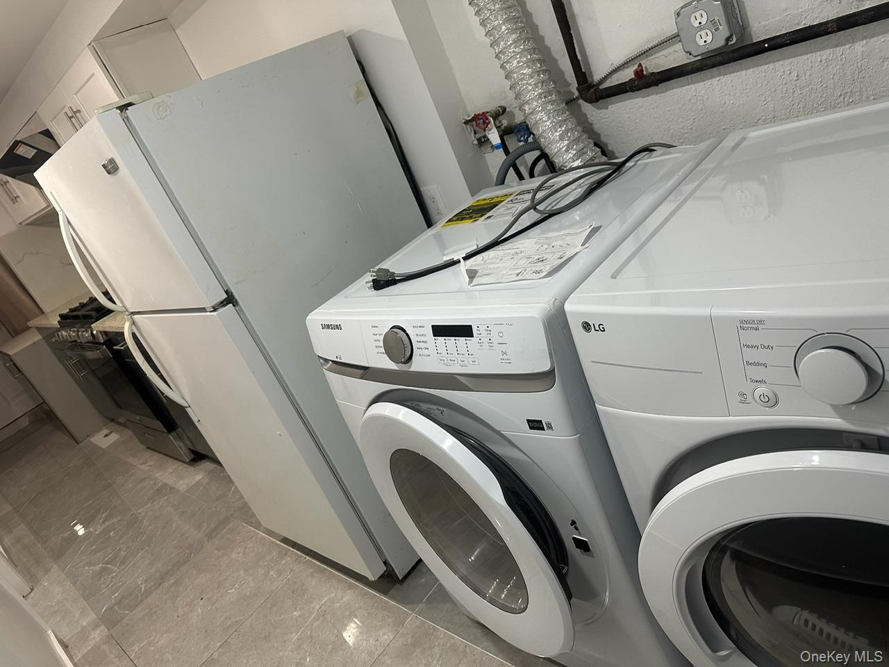 #8 photo, 144-23 68th Drive, クイーンズ区 Flushing , NY 11367