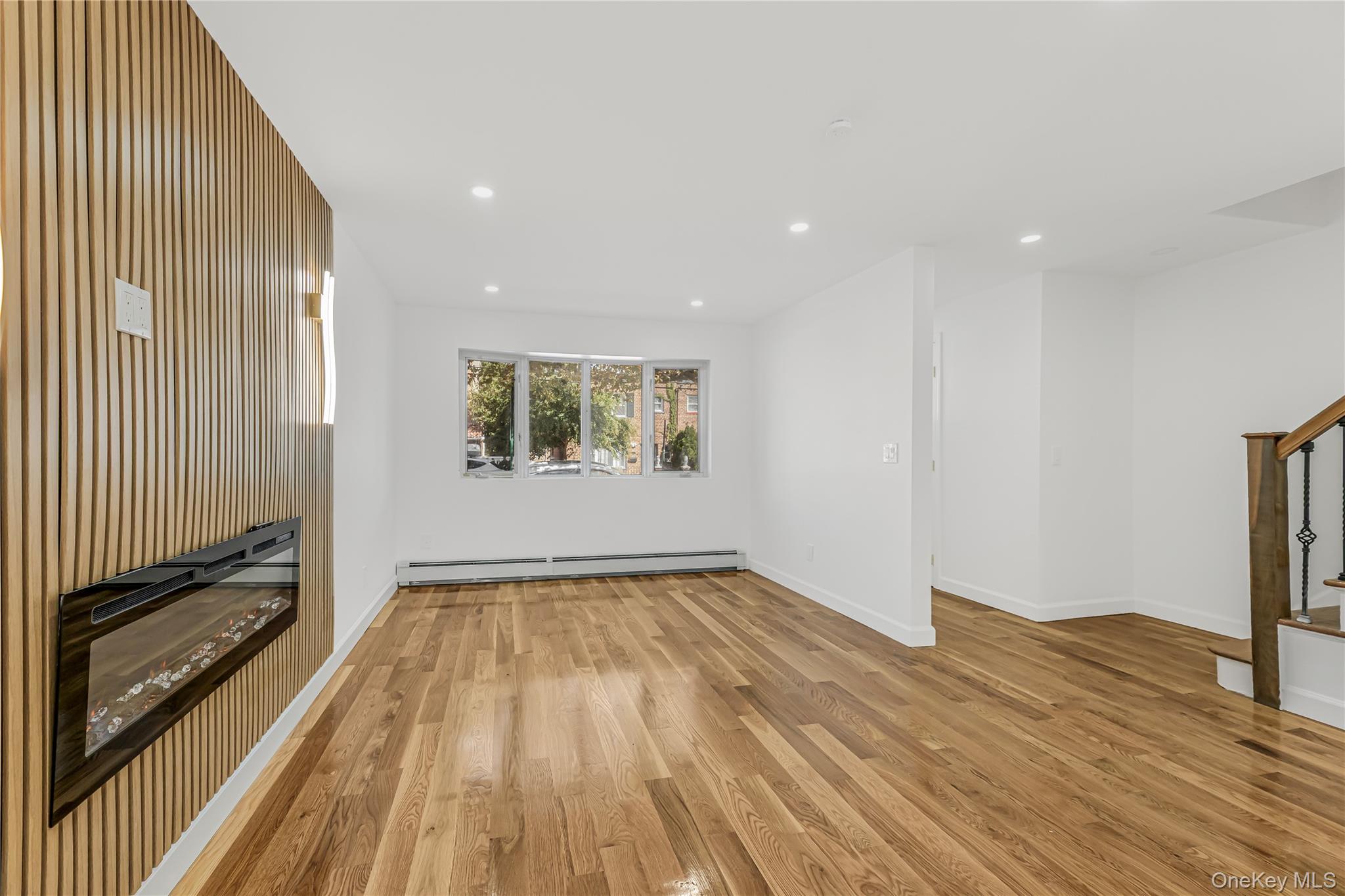 #9 photo, 3045 Grace Avenue, ブロンクス区 Bronx , NY 10469