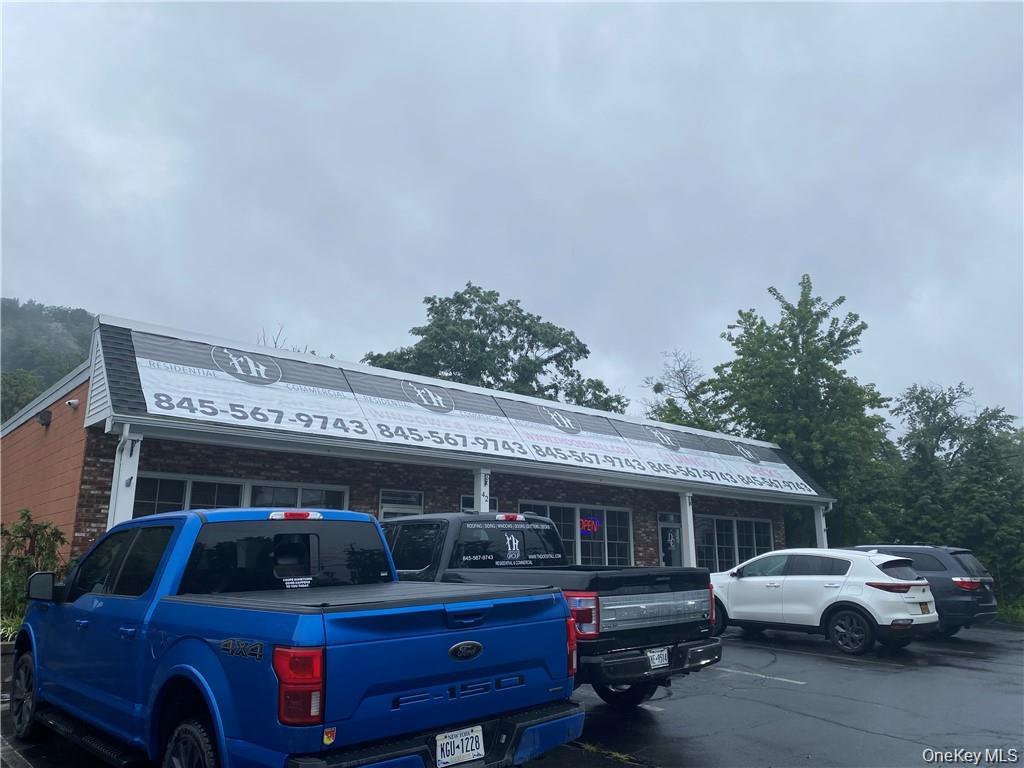 #9 photo, 42 Windsor Highway, New Windsor , NY 12553