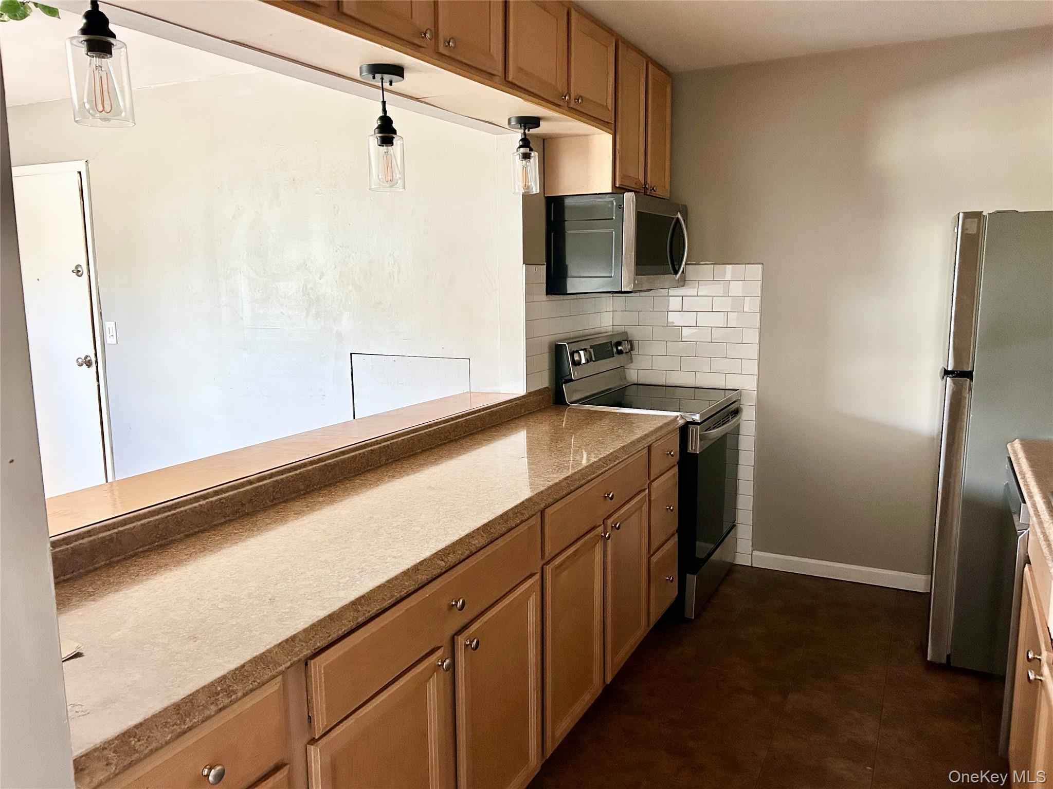 #5 photo, 10 White Gate Road, Wappingers Falls , NY 12590