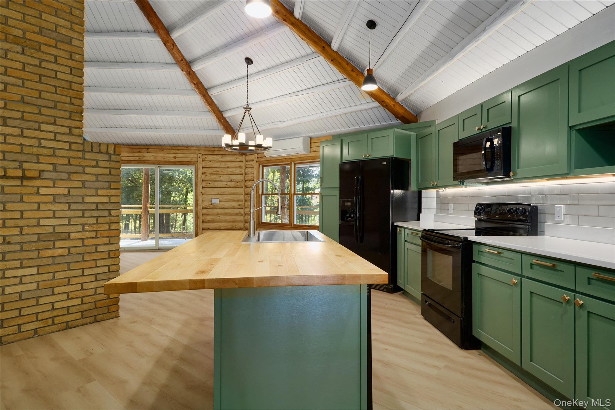 #20 photo, 568 Oak Summit Road, Millbrook , NY 12545