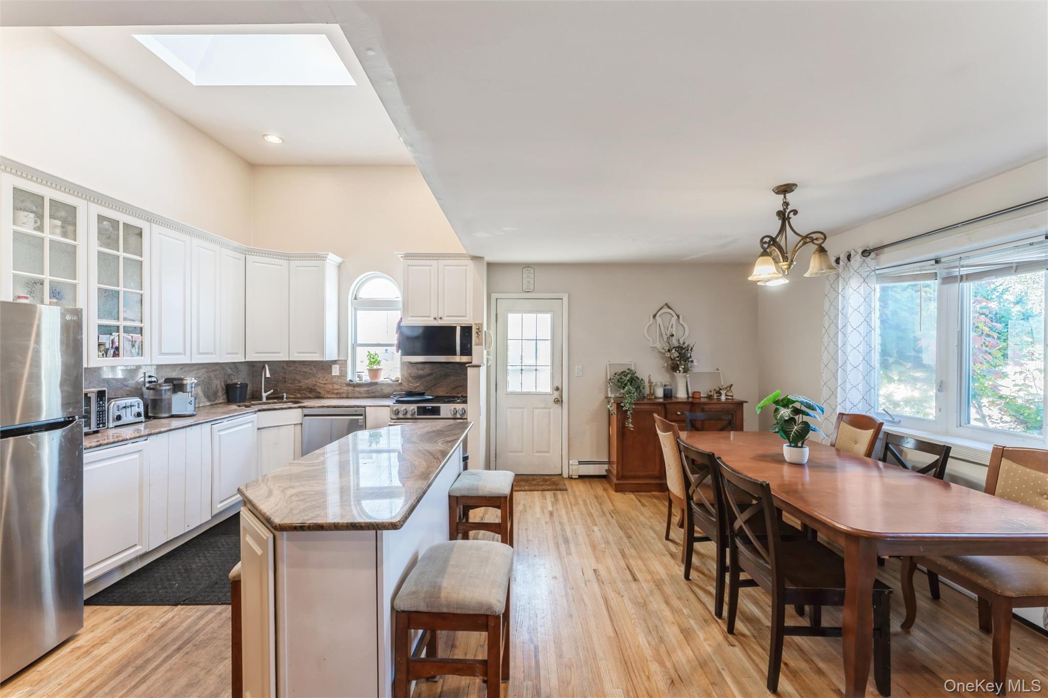 #5 photo, 3806 Windsor Drive, ナッソー郡 Bethpage , NY 11714