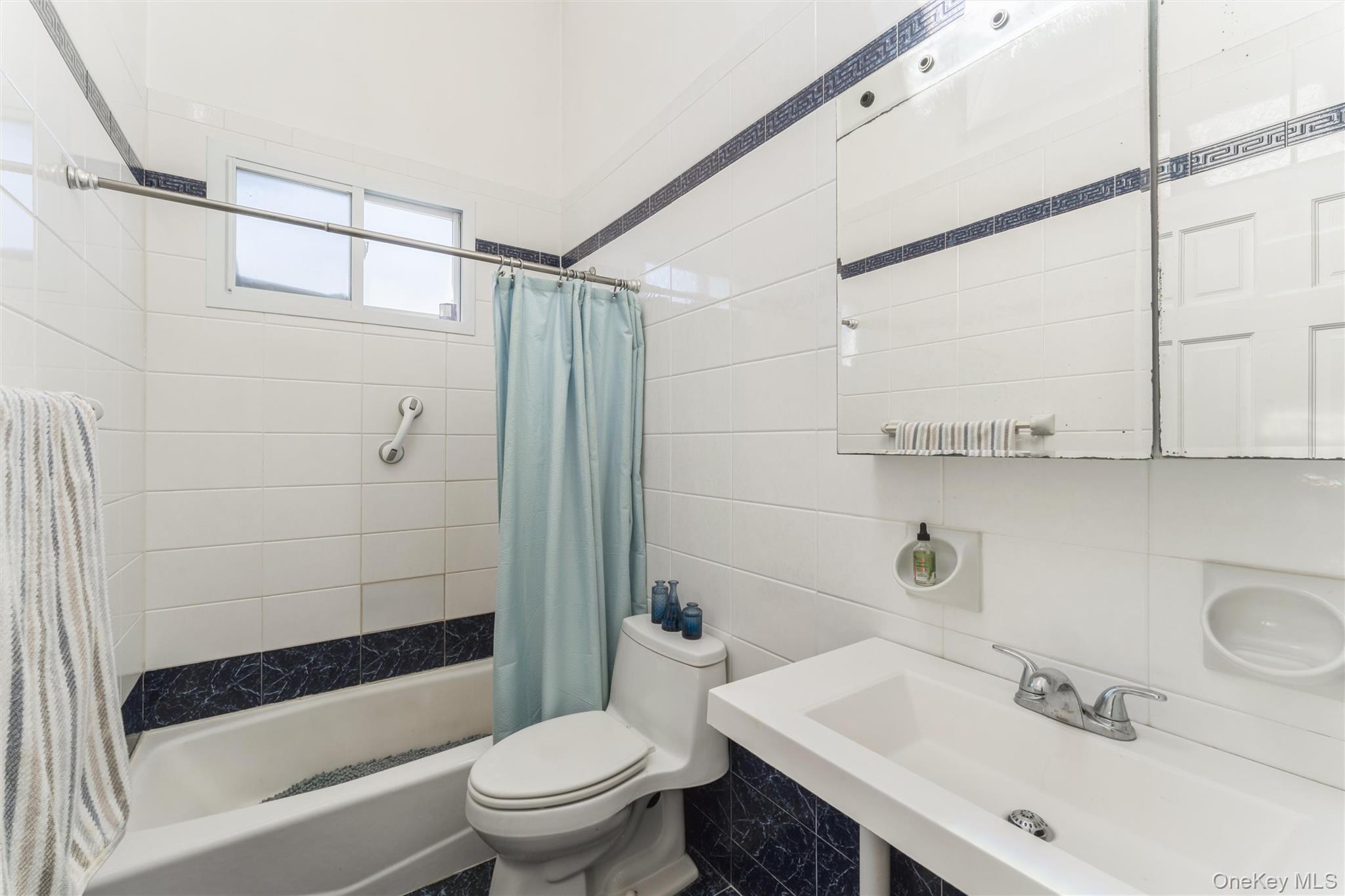 #9 photo, 3806 Windsor Drive, ナッソー郡 Bethpage , NY 11714