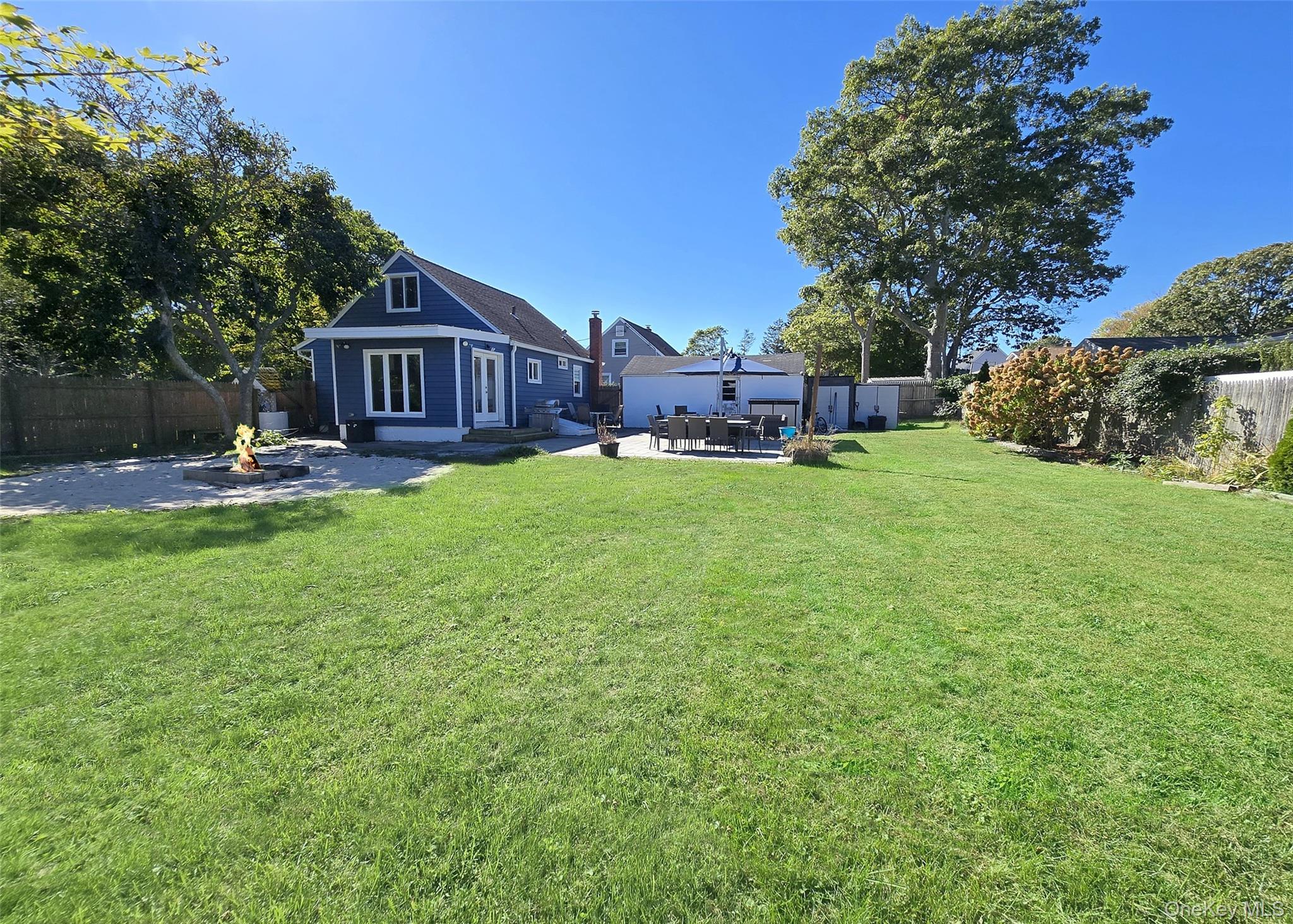 #16 photo, 33 Sherwood Drive, サフォーク郡 Mastic Beach , NY 11951