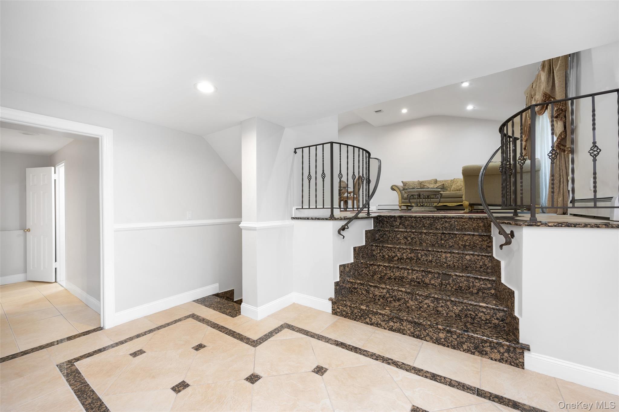 #10 photo, 36 Red Spring Lane, ナッソー郡 Glen Cove , NY 11542