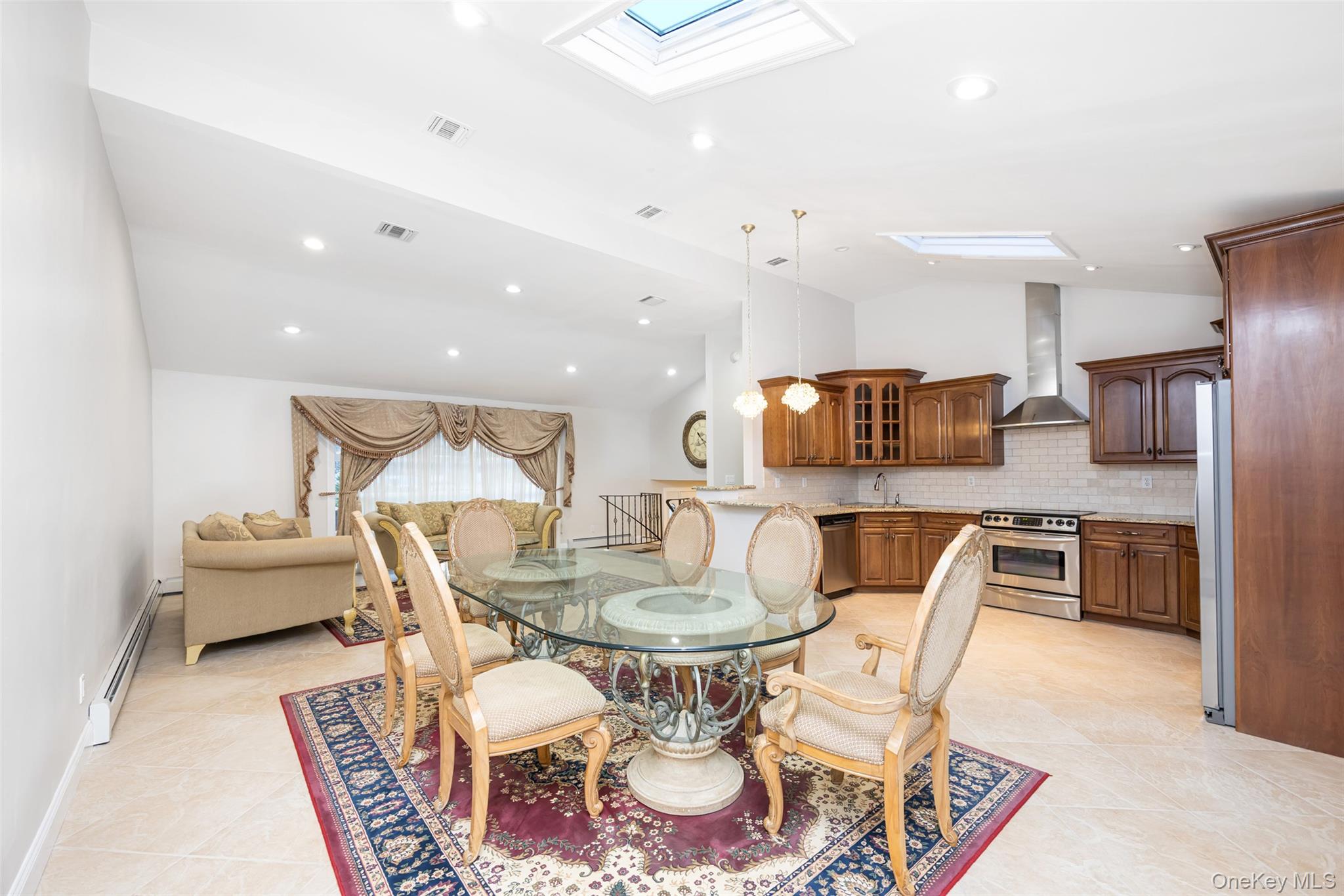 #5 photo, 36 Red Spring Lane, ナッソー郡 Glen Cove , NY 11542