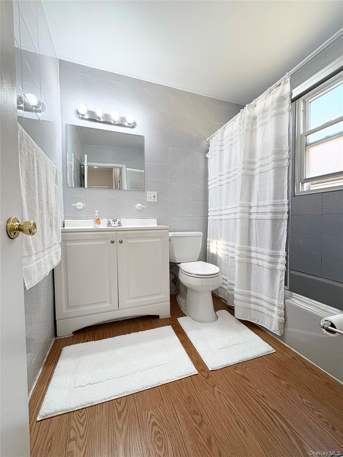 #15 photo, 28 morningstar Road, Staten Island , NY 10303